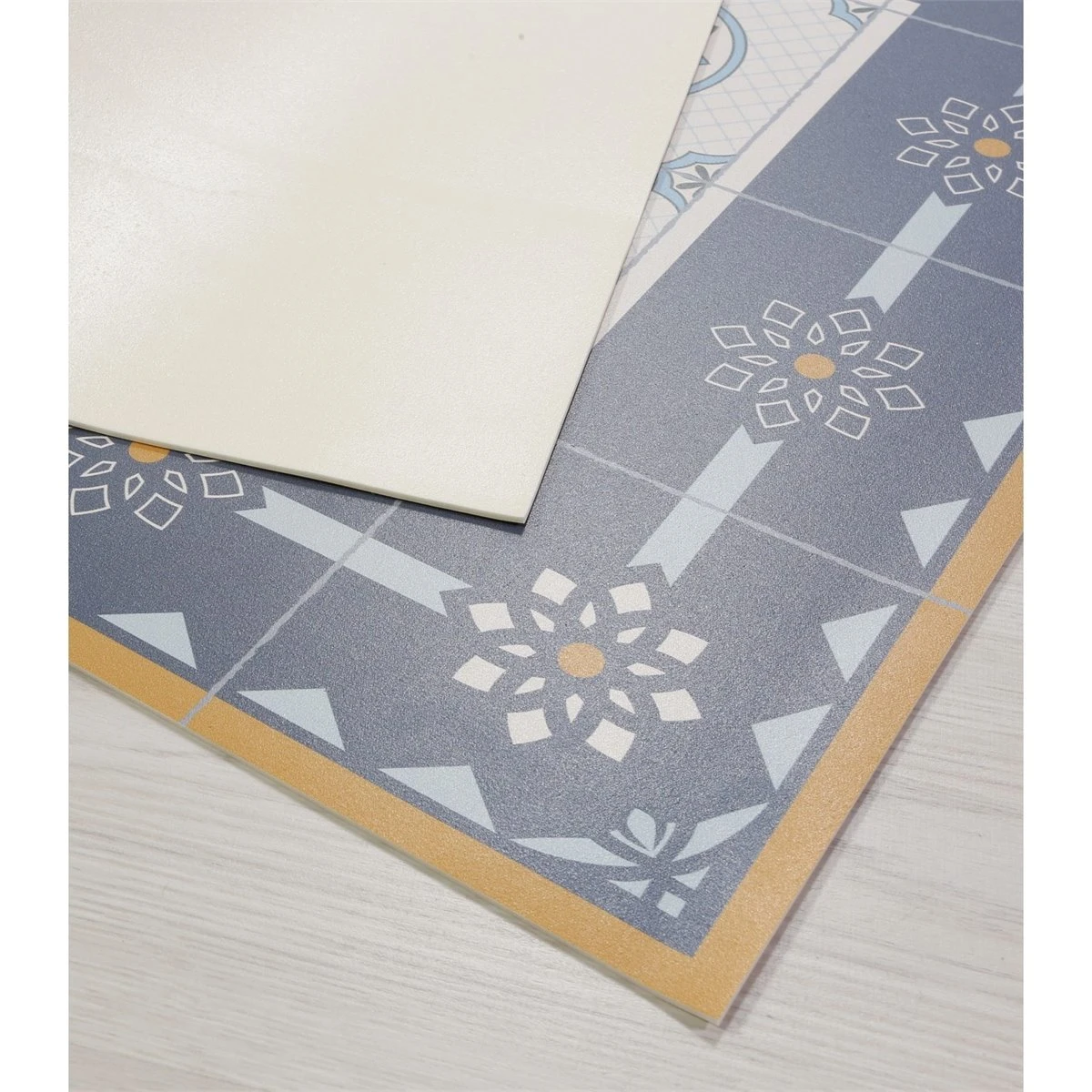 Alfombra De Vinilo De Baldosas Hidráulicas Modernistas Azul 195x285cm DARIEN 4 Alfombra De Vinilo De Baldosas Hidráulicas Modernistas Azul 195x285cm DARIEN - Imagen 4