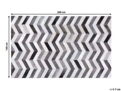 Alfombra De Piel De Vaca Marrón Oscuro/gris Claro/beige Claro 140 X 200 Cm AKSAZ -Beneton Alfombras Tienda b0bdecf01c149a7c98406d26b2f9594039609605 650444590aa54a99b1a2732696b6c392